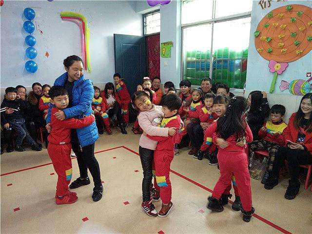 數(shù)字抱團游戲