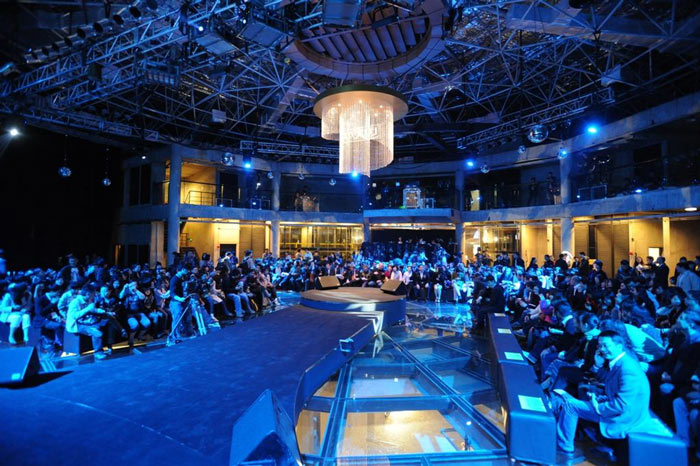 年會(huì)活動(dòng)策劃場地為什么要提前預(yù)定？