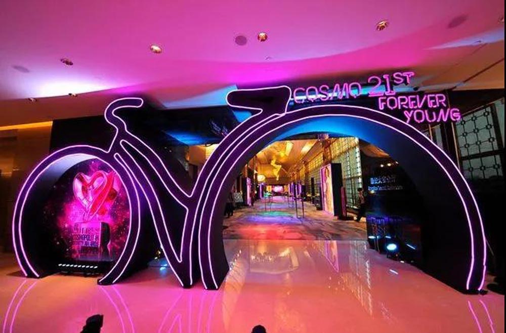 交通工具門(mén)頭